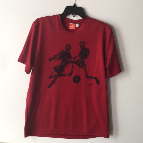 Mens puma tee shirt with socccer picture on front - Picture 2 of 5